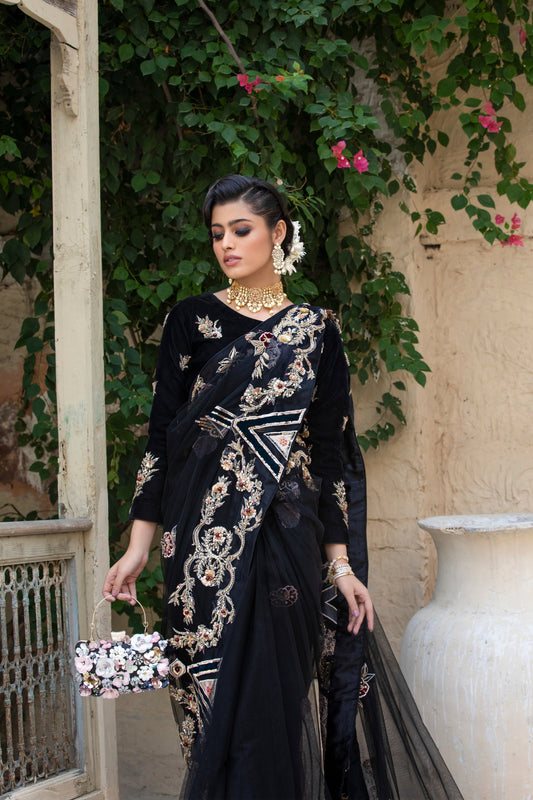 Nargis Saree