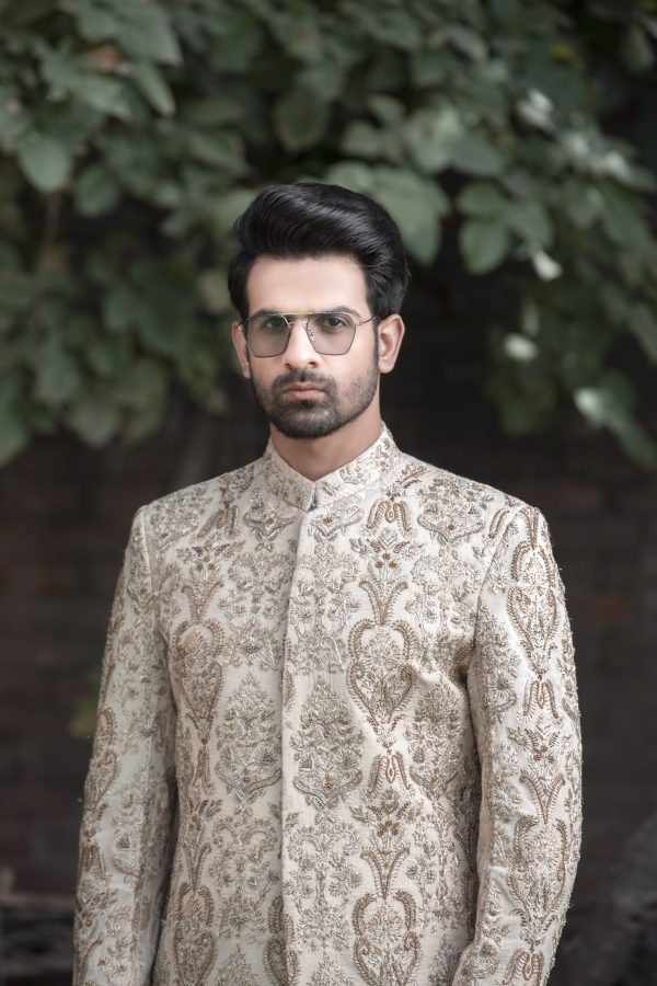 Ivory Gold Embroidered Sherwani – Shoaib Ismail - Image 2